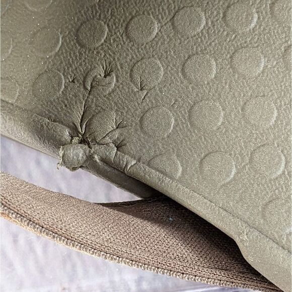 Vionic Tide II Toe Post Sandal with Arch Support in Bronze Metallic - Picture 8 of 10